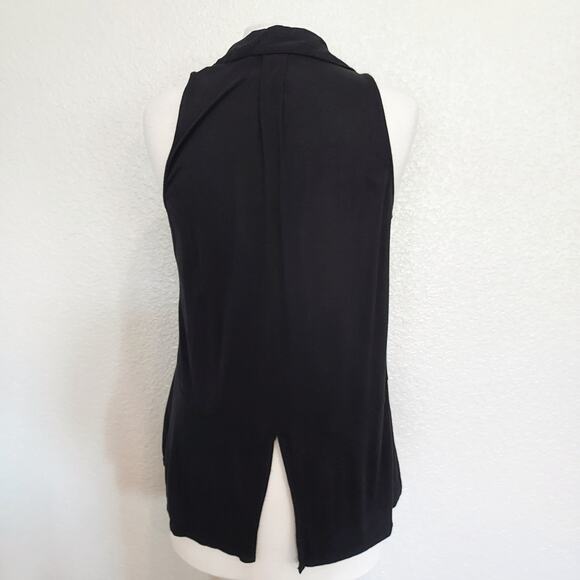 🔴3/$20 Inc Black Short Sleeve Button Top Size M - Picture 8 of 10